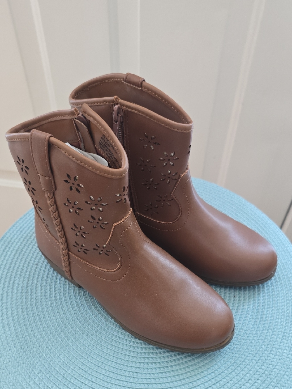 Thereabouts Brand Girl's Brown Cutout Western Boots - Size 3
